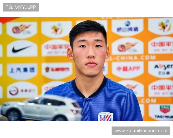 申花负10分起航斯卢茨基变阵，朱辰杰回归防线应对保级生存