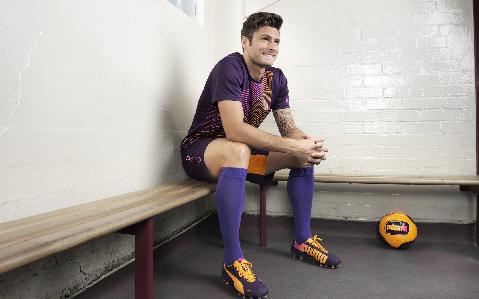 欧洲杯战术大变革：布局巧妙引爆全场！，欧洲杯技术分析